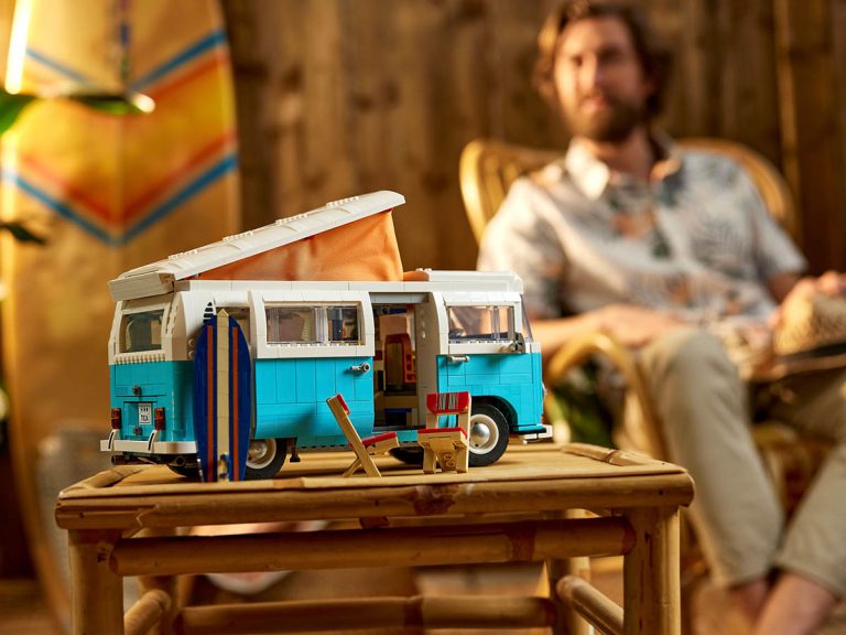 Volkswagen T2 Campingbus LEGO Icons 10279 - Volkswagen T2 Campingbus - Produktbild 03