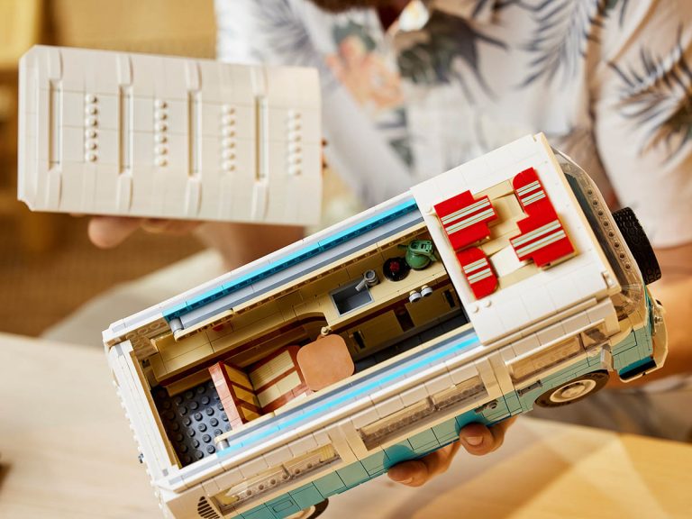 Volkswagen T2 Campingbus LEGO Icons 10279 - Volkswagen T2 Campingbus - Produktbild 04