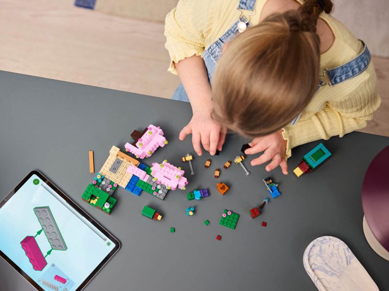 LEGO Der Kirschblütengarten 21260