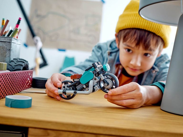 Oldtimer Motorrad LEGO Creator 31135 - Oldtimer Motorrad - Produktbild 02