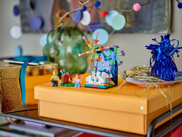 LEGO Feuerwerk - 40689 - Produktbild 03