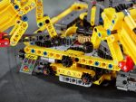 LEGO Technic 42097 - Spinnen-Kran - Produktbild 10