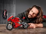 LEGO Technic 42107 - Ducati Panigale V4 R - Produktbild 07