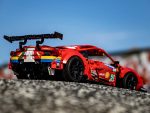 LEGO Technic 42125 - Ferrari 488 GTE “AF Corse #51” - Produktbild 02