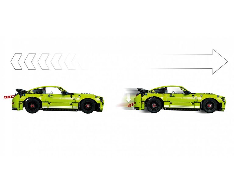 LEGO Technic 42138 - Ford Mustang Shelby® GT500® - Produktbild 02