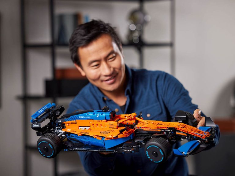 McLaren Formel 1™ Rennwagen LEGO Technic 42141 - McLaren Formel 1™ Rennwagen - Produktbild 02