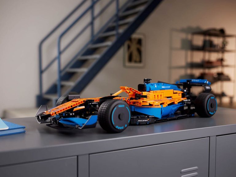 McLaren Formel 1™ Rennwagen LEGO Technic 42141 - McLaren Formel 1™ Rennwagen - Produktbild 03