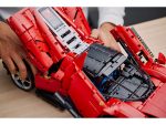 LEGO Technic 42143 - Ferrari Daytona SP3 - Produktbild 09