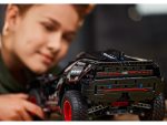LEGO Technic 42160 - Audi RS Q e-tron - Produktbild 02