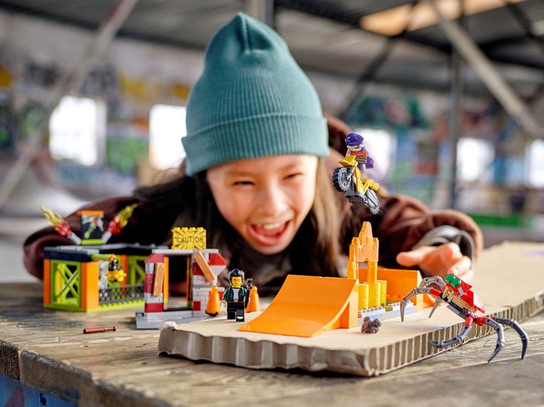 LEGO City 60293 - Stunt-Park - Produktbild 03