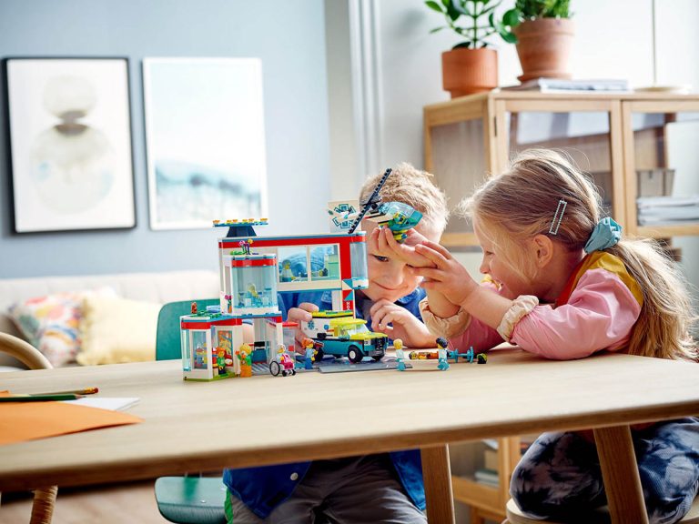 Krankenhaus LEGO City 60330 - Krankenhaus - Produktbild 03
