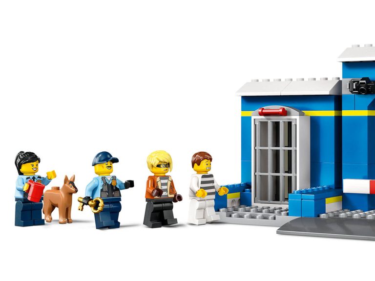 LEGO Ausbruch aus der Polizeistation 60370