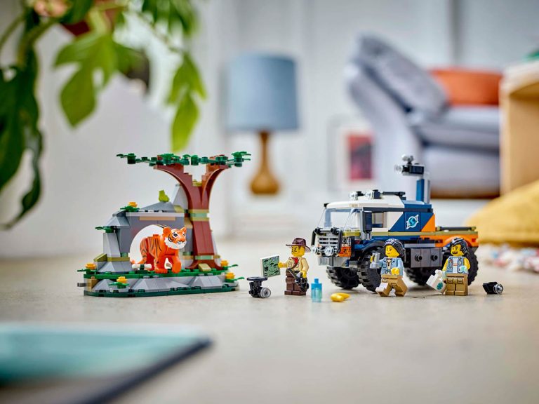 LEGO Dschungelforscher-Truck 60426