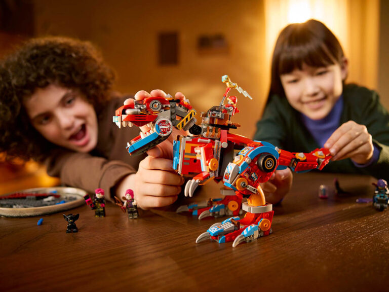 LEGO Coopers Dino-Mech C-Rex 71484