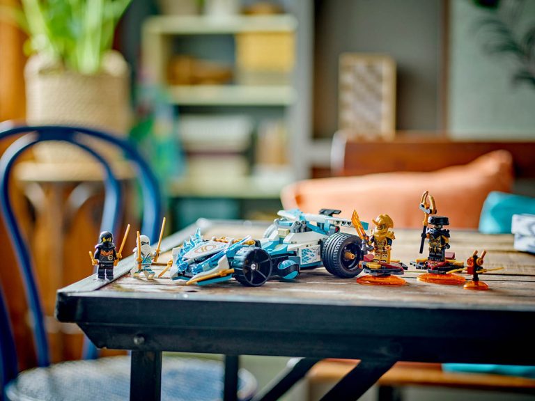 LEGO NINJAGO 71791 - Zanes Drachenpower-Spinjitzu-Rennwagen - Produktbild 03