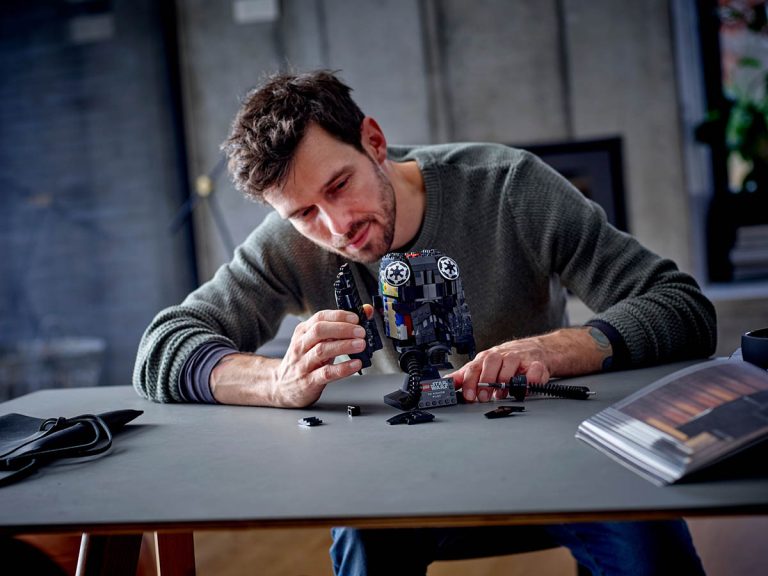 LEGO Star Wars 75274 - TIE Fighter Pilot™ Helm - Produktbild 03