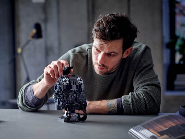 LEGO Star Wars 75274 - TIE Fighter Pilot™ Helm - Produktbild 04