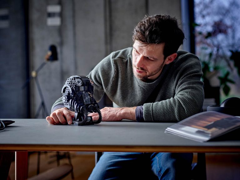 LEGO Star Wars 75274 - TIE Fighter Pilot™ Helm - Produktbild 05