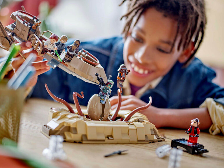 LEGO Wüsten-Skiff und Sarlacc-Grube 75396