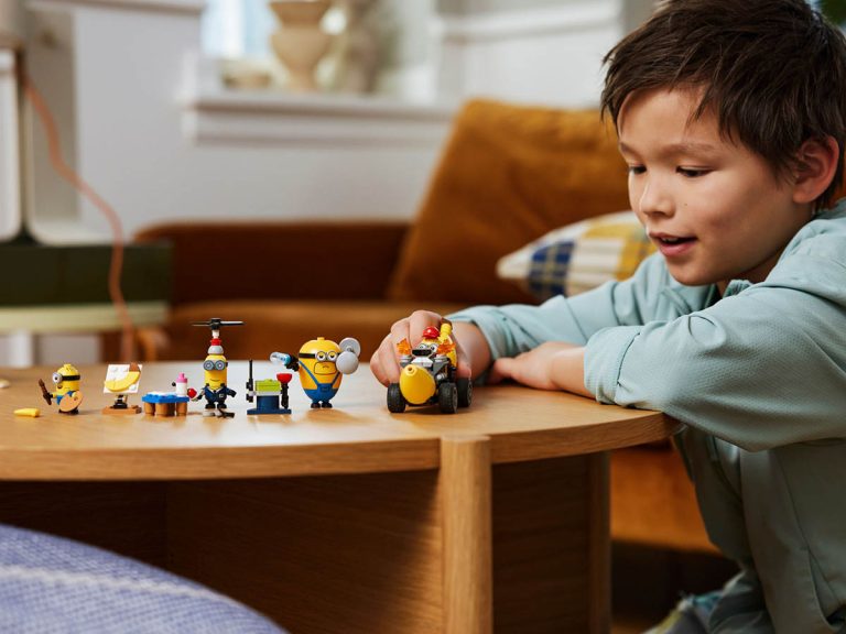 LEGO Minions und das Bananen Auto - 75580 - Produktbild 05