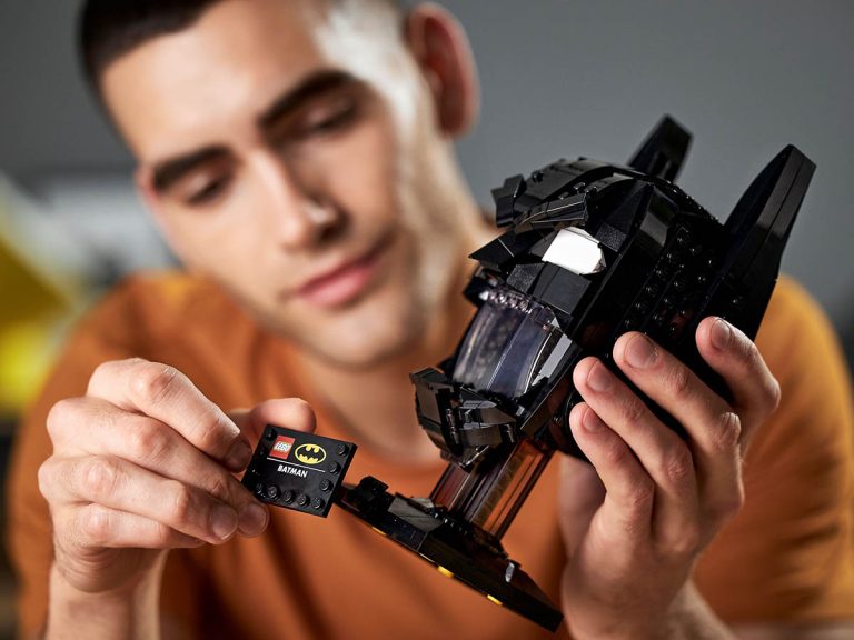 LEGO Marvel 76182 - Batman™ Helm - Produktbild 02