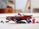 LEGO Batman 76188 - Batmobile™ aus dem TV-Klassiker „Batman™“ - Produktbild 04