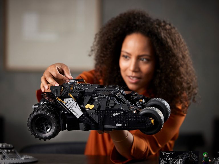 LEGO Batman 76240 - Batmobile™ Tumbler - Produktbild 12