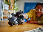 lego-76273-batman-baufigur-mit-dem-batpod-alt4 LEGO Batman™ Baufigur mit dem Batpod 76273