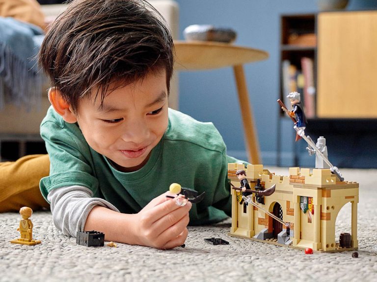 Hogwarts™ LEGO Harry Potter 76395 - Hogwarts™