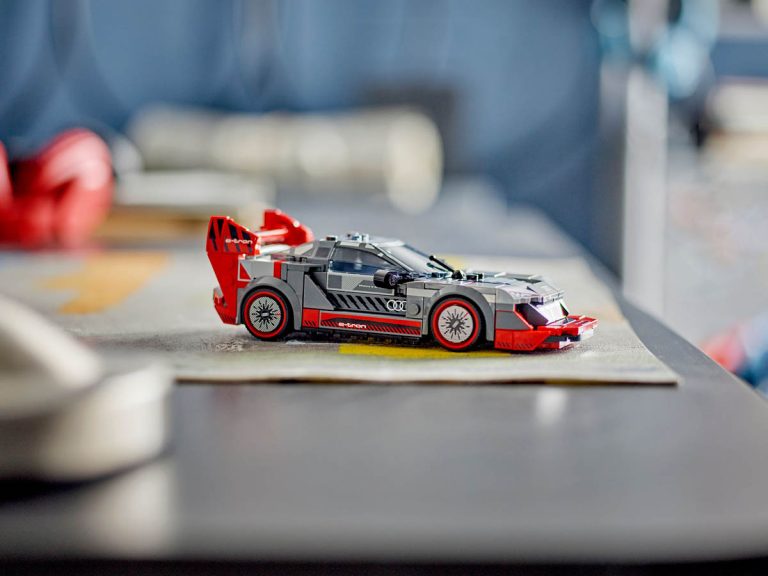 LEGO Audi S1 e-tron quattro Rennwagen 76921