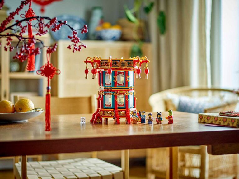 LEGO Wandelnde Laterne - 80116 - Produktbild 05
